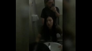 今天去哪都在說新年快樂好啦我是很快樂