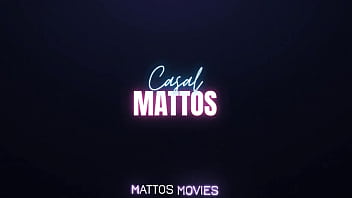 Adoro quando ela vem tirar leitinho quente da fonte no café da manhã