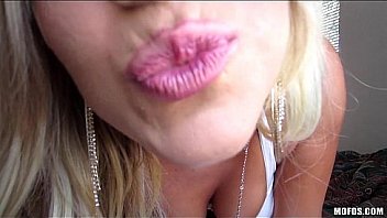 Beautiful blonde amateur with a perfect body makes sex tape