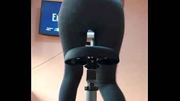 I didn't want to interrupt my workout and peed my gym pants