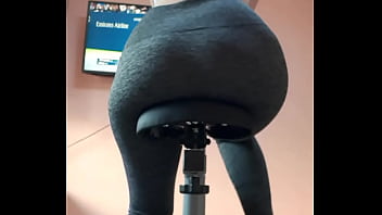 I didn't want to interrupt my workout and peed my gym pants