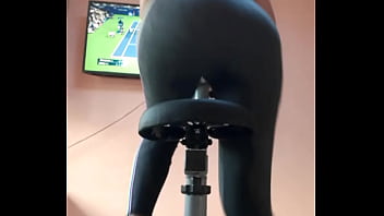 I didn't want to interrupt my workout and peed my gym pants