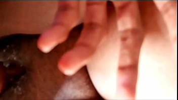 La lleno de leche y la hago gemir bien rico