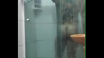 Fui flagrado tomando banho gostam