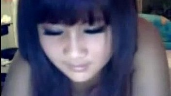 Sweet cam girl plays with her pussy