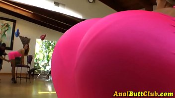 Big booty babes toying