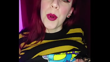 Tu hermanastra se calienta con tus nudes y va por vos con el plug con el culo roleplay argentina p1