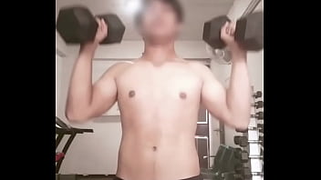 แนะนํายิมแถวคลองสามหน่อย ต้องการเครื่องเล่