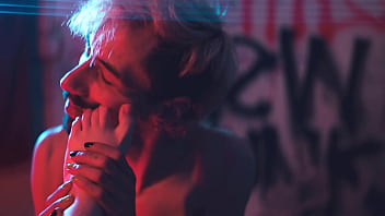 Perfect footjob with tiny acidalia & mad maxxx