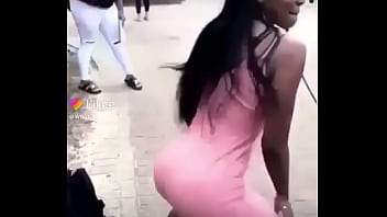 Cette fille sait bouger