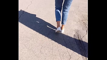 Leto 23 сочная девушка с классной упругой попой