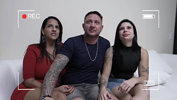 Entrevista com a família macettare acabou com a kel fazendo uma dupla penetração completo no red