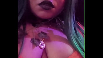 Someone come spank my kitty