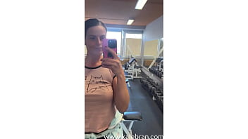 I like to play with myself in the showe