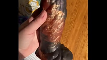 Obsessed with these gorgeous pieces that arrived from bardtoys for me to review dildo is a medium shadow demon