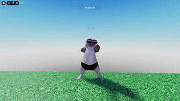 Garoto com pauzão dança enquanto ouve gemido da garota gostosa