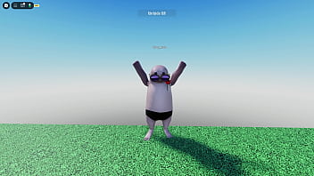 Garoto com pauzão dança enquanto ouve gemido da garota gostosa