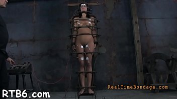 Sweet torment for lusty hottie