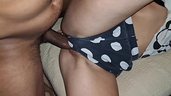 Hermanastra cachonda mamando guebo Hermanastra cachonda mamando guebo