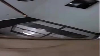 Policial trabalhando e a mulher fazendo anal com amante anal brazilian