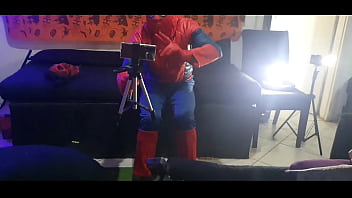 Orgia de halloween no cemitério