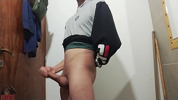 I just got a new haircut how you like my cock