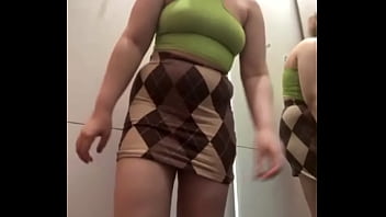 Masturbate in the changing room