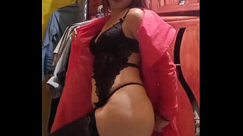 Una puta en espera de ser penetrada