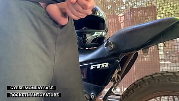 Automatic robot blowjob machine allows man in lockdown to have sex with old japanese bike Automatic robot blowjob machine allows man in lockdown to have sex with old japanese bike