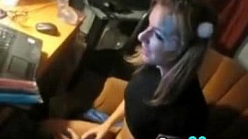 Really slutty blonde toys her cunt and cums on her face camg8