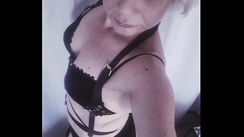 En manque de bite tu me prête la tienne