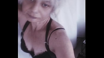 En manque de bite tu me prête la tienne