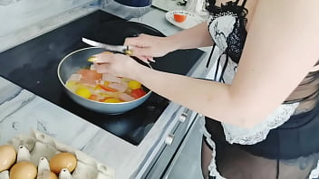 Sexy stepmom masturbates before breakfast sex with step son