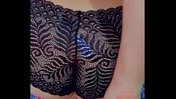 Brunette beauty’s coconut oil tease – smooth and shiny