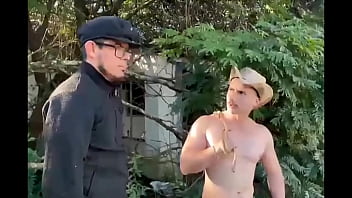 O elo perdido que rola jones e dart house taparam de bola no cu da hotwife