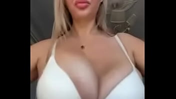 Marinajuicyblonde