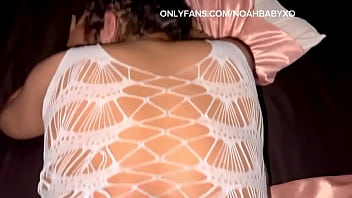 6’5 personal trainer at the gym came up to me and asked if i was interested in a full body private workout 1 hour lat