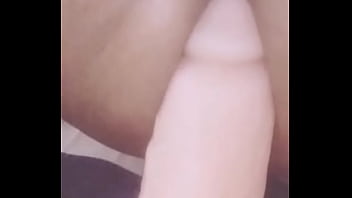 Cuzinho Sendo Arrombado Por Dildo Grosso thumbnail