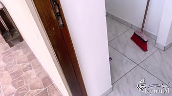 Briguei com meu namorado e vim mamar outro na praia