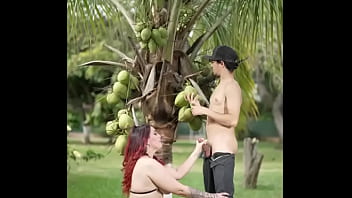 A small but delicious outdoor blowjob