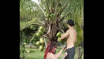 A small but delicious outdoor blowjob