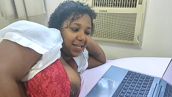 A esposa safada e o moreno A esposa safada e o moreno