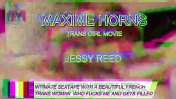 Je me fais goder par babyjessyreed puis je la prends en levrette son cul est parfait son regard en dit long m