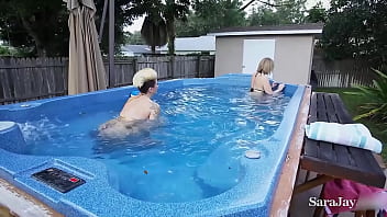 Lesbians della dane & sara jay make out outdoors by the pool