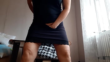 Passionate stepmom fucks herself while alone at home