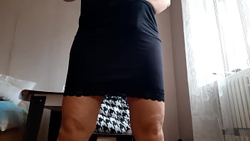 Passionate stepmom fucks herself while alone at home