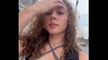 Saí na rua procurando pika alguem sabe onde eu encontro