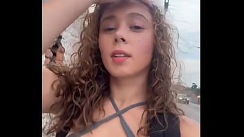 Saí na rua procurando pika alguem sabe onde eu encontro