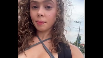 Saí na rua procurando pika alguem sabe onde eu encontro