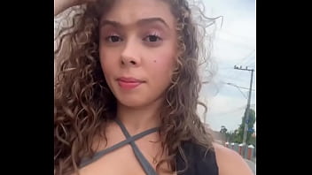 Saí na rua procurando pika alguem sabe onde eu encontro